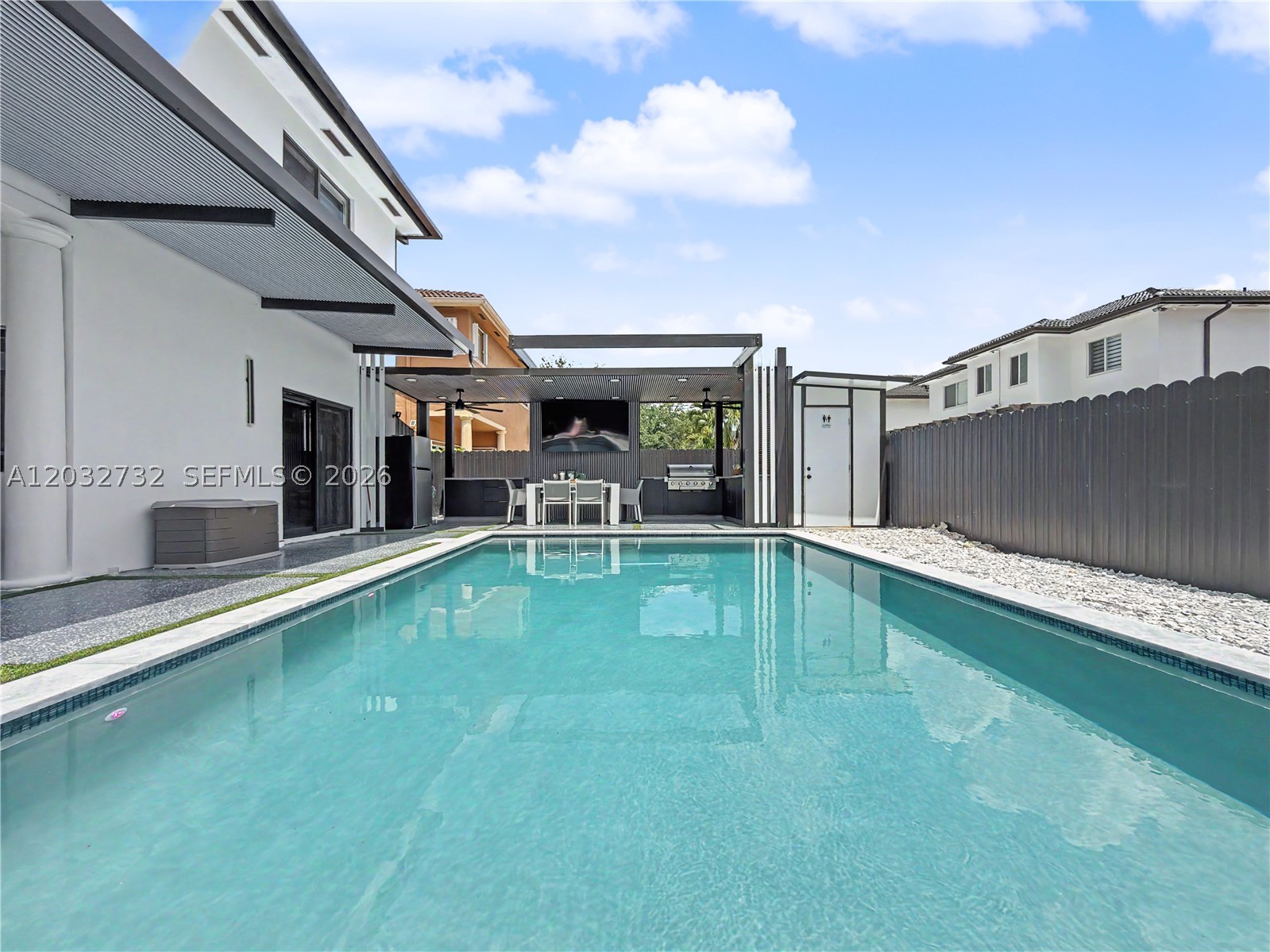 EFM ESTATES SECTIONS TWO - Residential