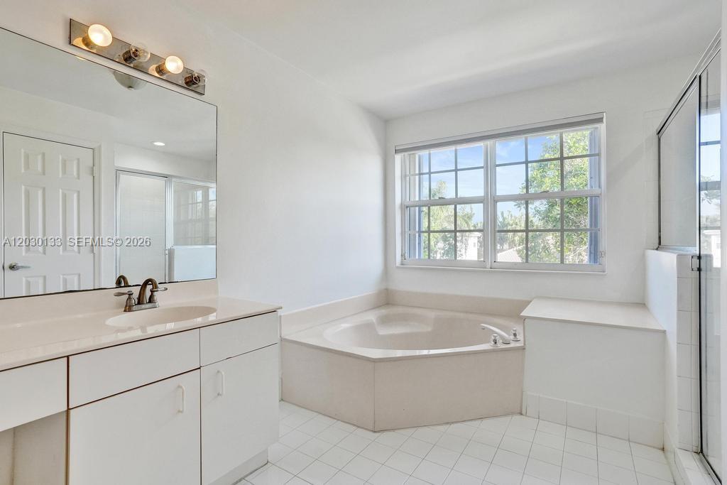 PEMBROKE ISLES 1 - Residential Lease