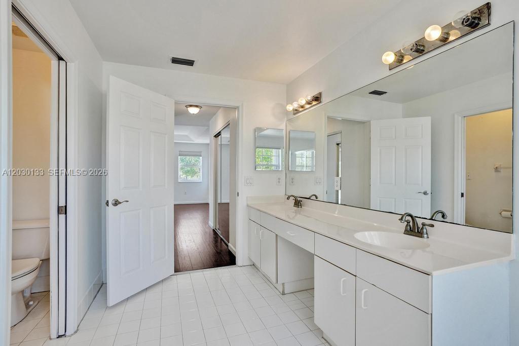 PEMBROKE ISLES 1 - Residential Lease