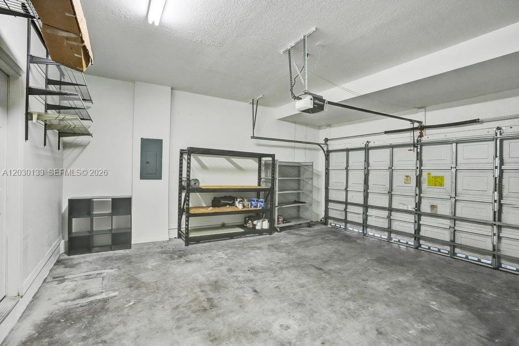 PEMBROKE ISLES 1 - Residential Lease