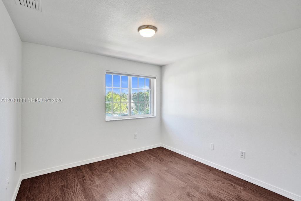 PEMBROKE ISLES 1 - Residential Lease