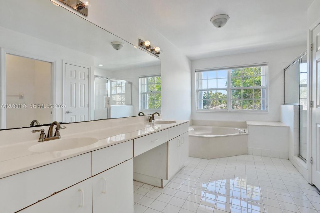 PEMBROKE ISLES 1 - Residential Lease