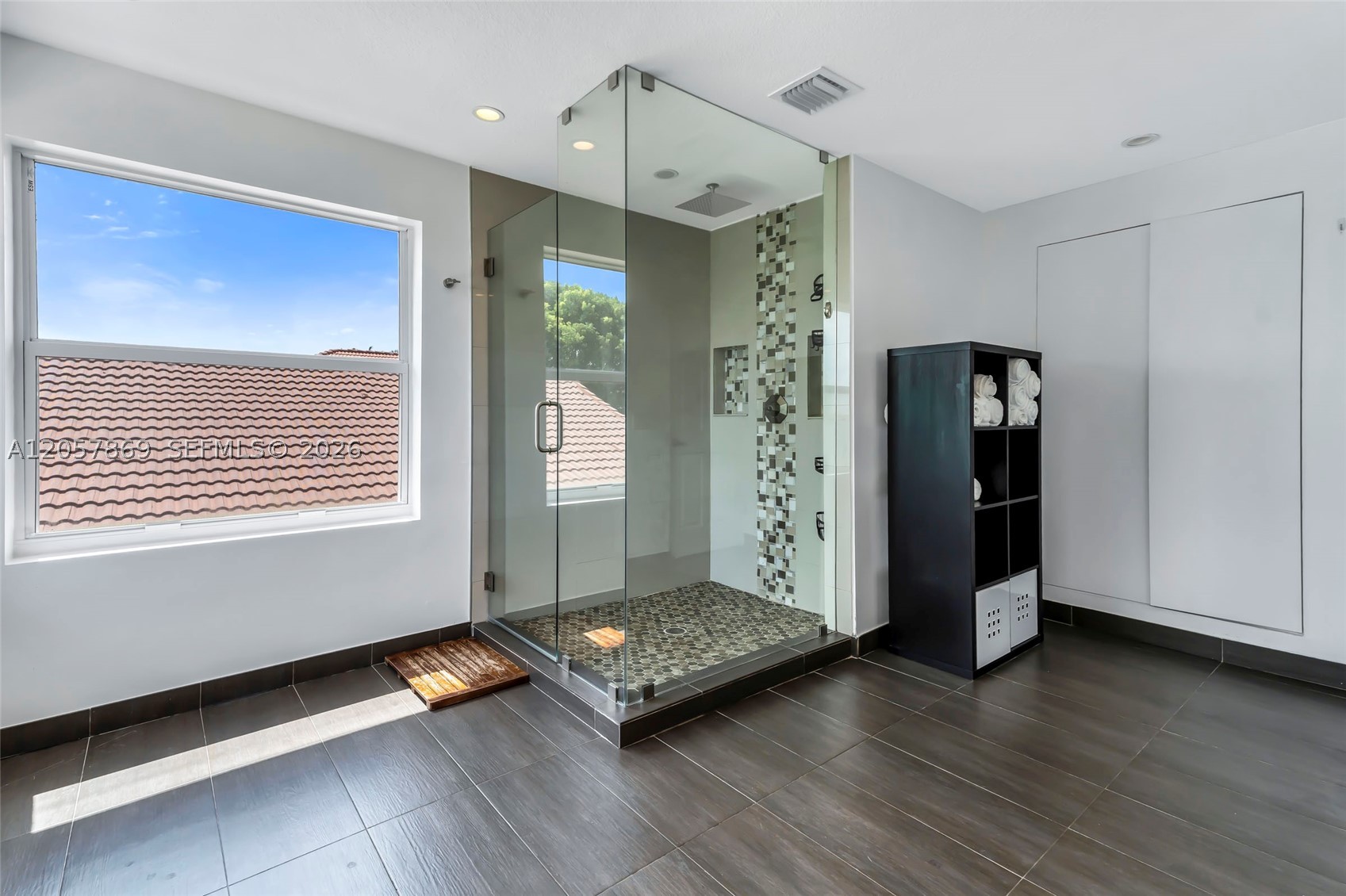 SUNSET FALLS PLAT 1 - Residential