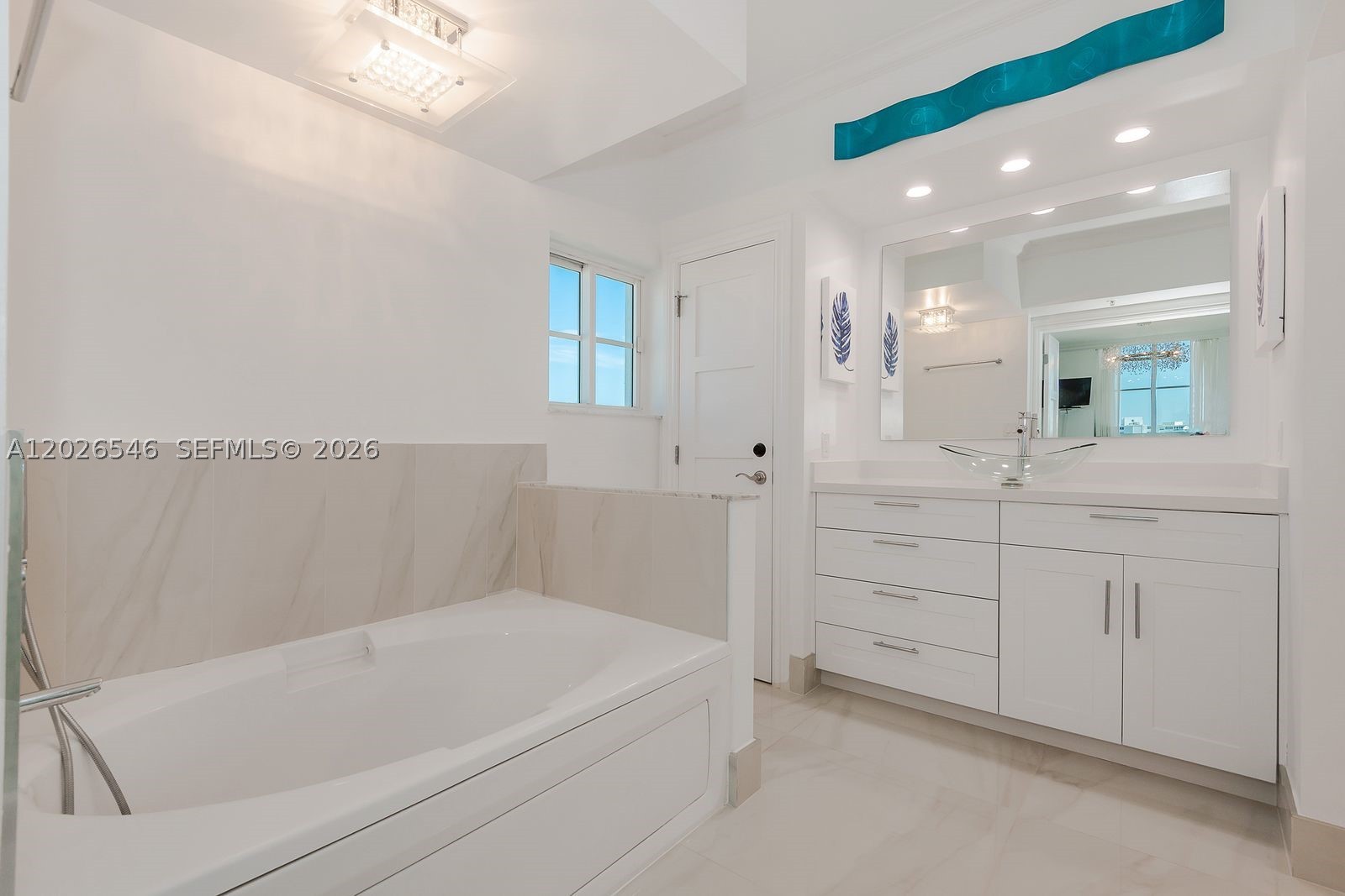 TIDES AT BRIDGESIDE SQUAR - Residential