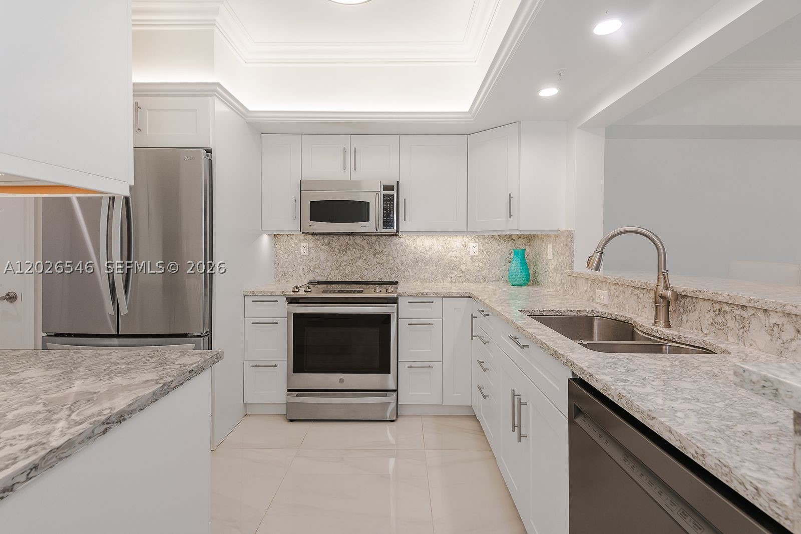 TIDES AT BRIDGESIDE SQUAR - Residential