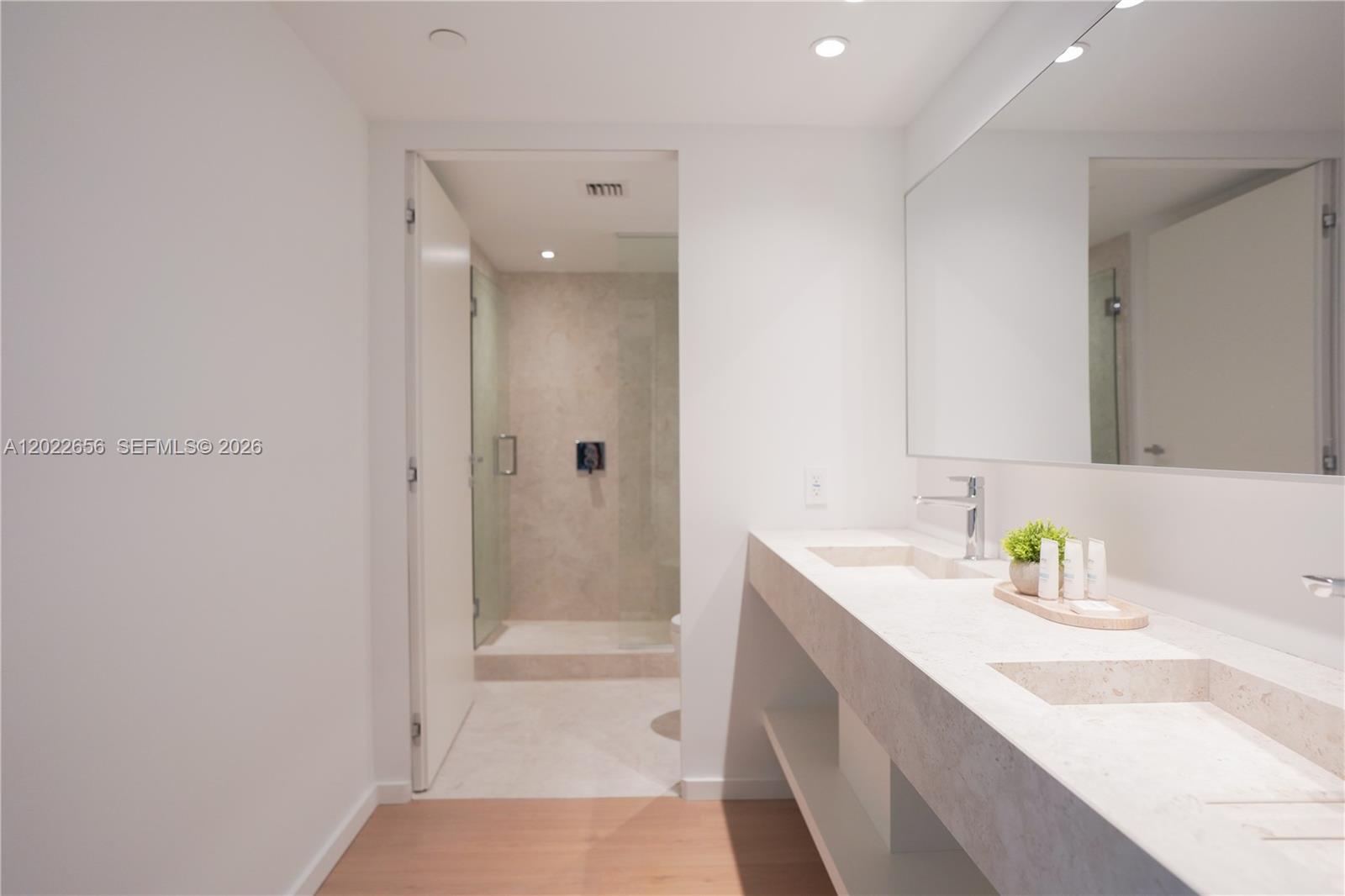 BH Bal Harbour Bldg 3 - Residential