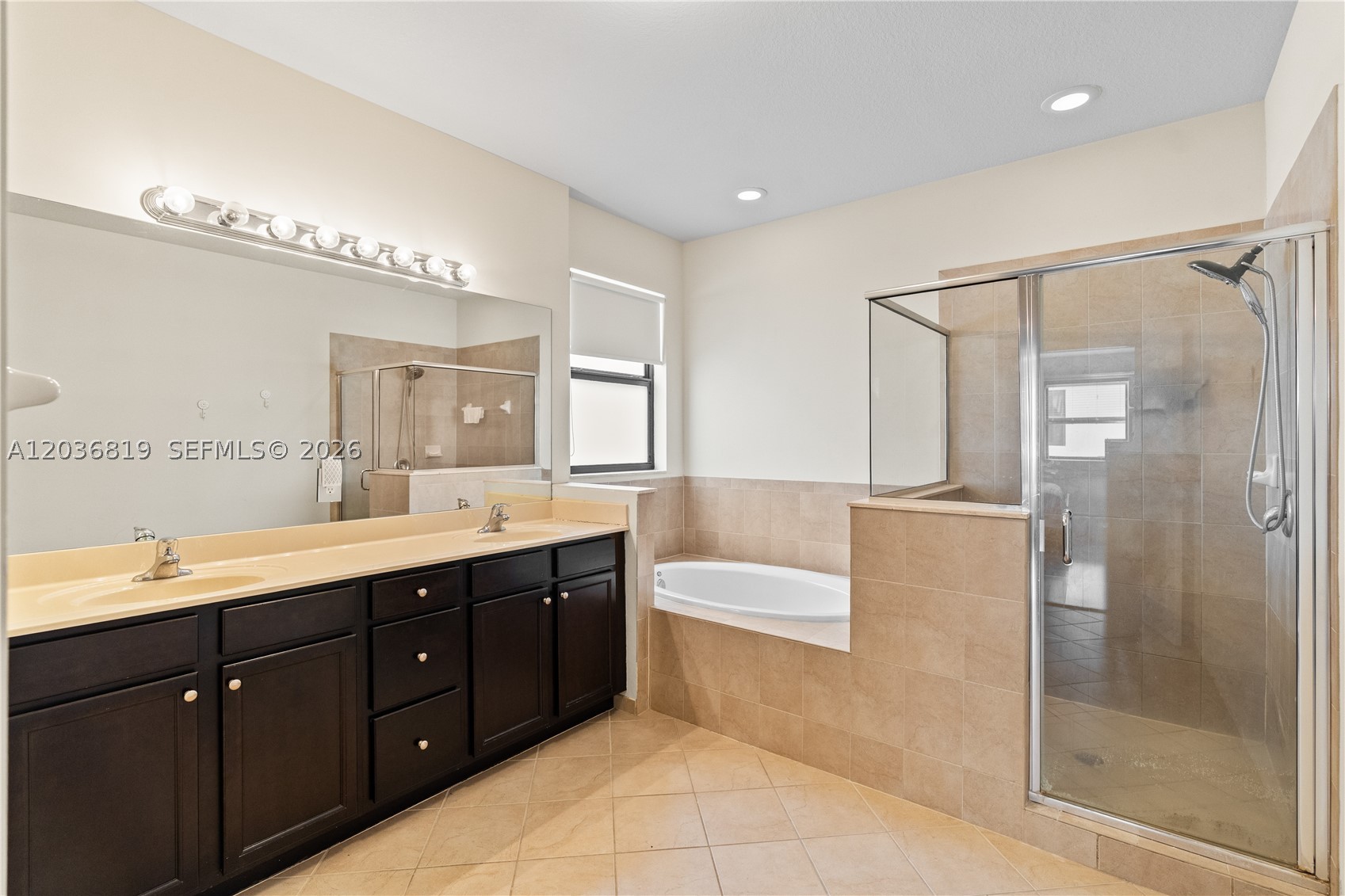 SILVER PALM EAST SEC TWO - Residential