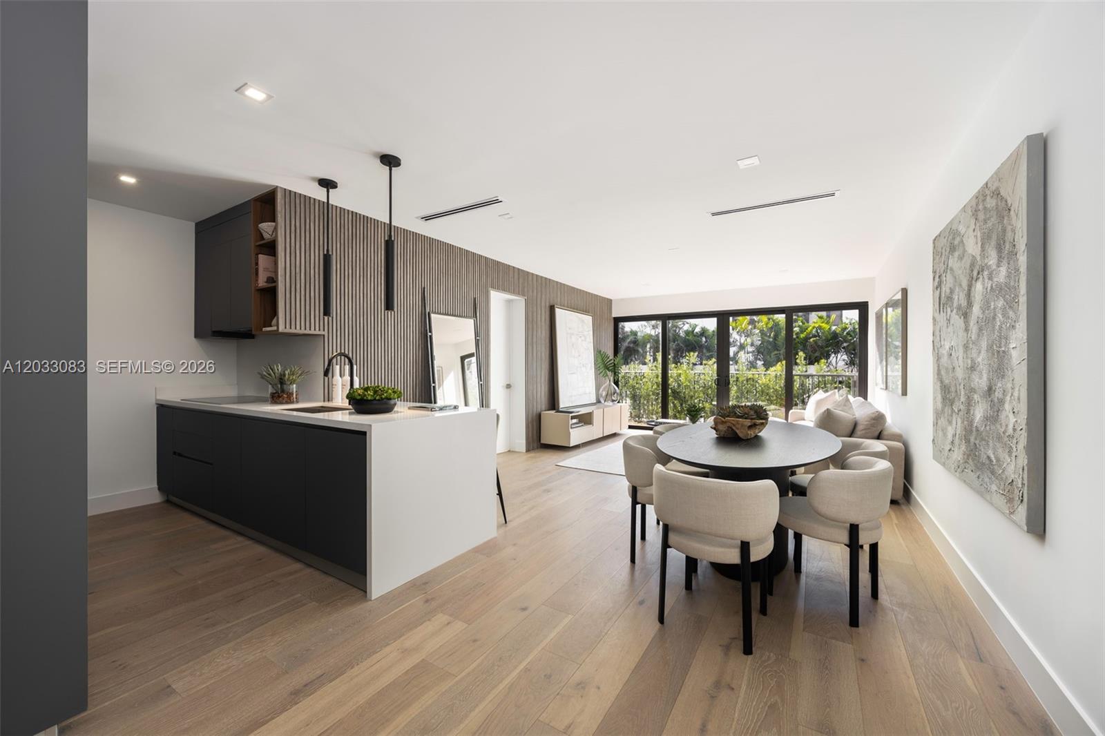 BAHAMA HOUSE SOUTH CONDO - Residential