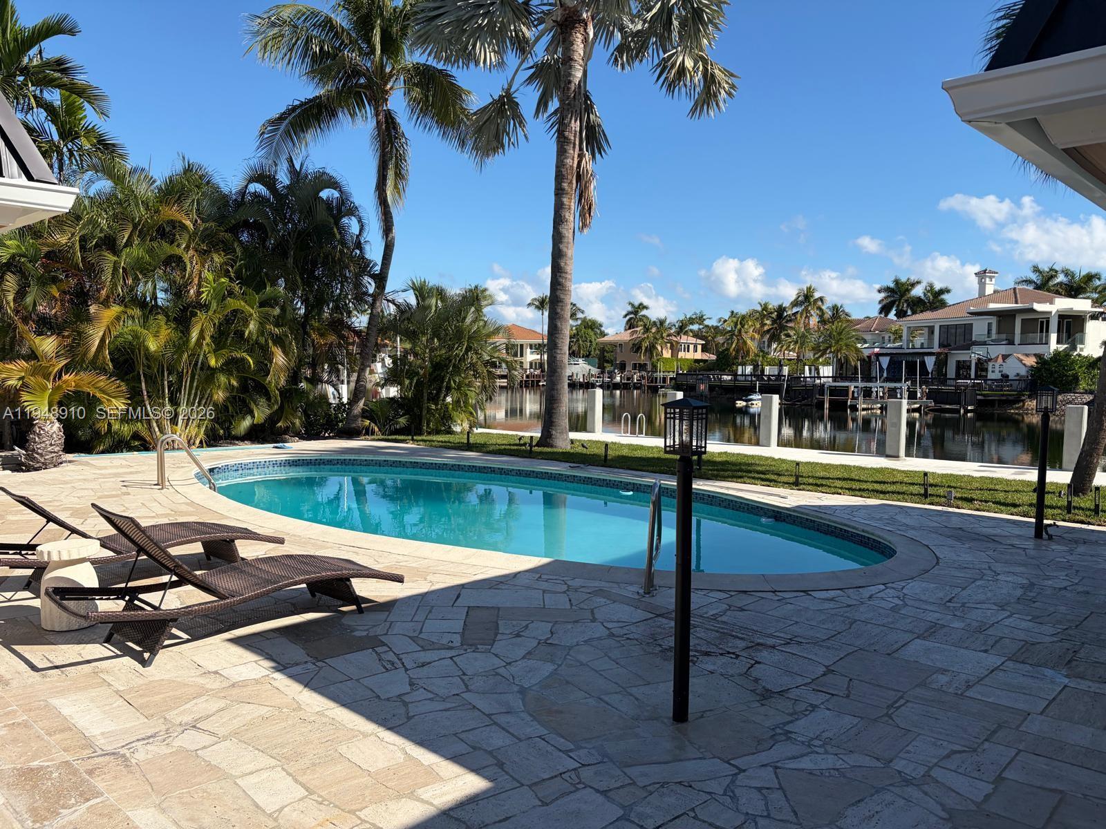 HOLLYWOOD GOLF ESTATES SE - Residential