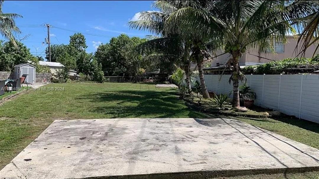CAROL CITY RED ROAD MANOR - Residential
