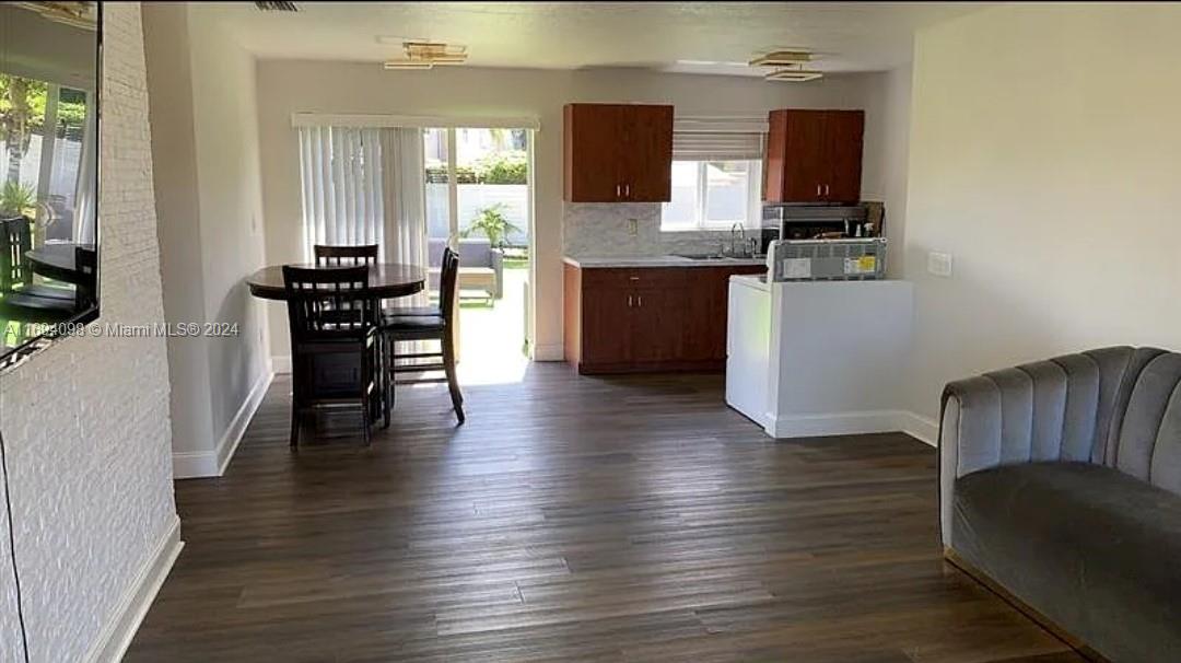 CAROL CITY RED ROAD MANOR - Residential