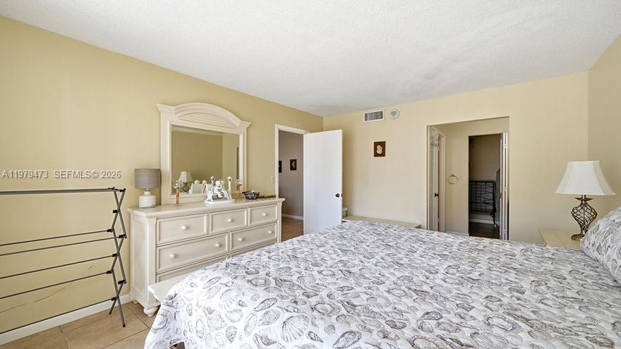 IMPERIAL TOWERS CONDO - Residential