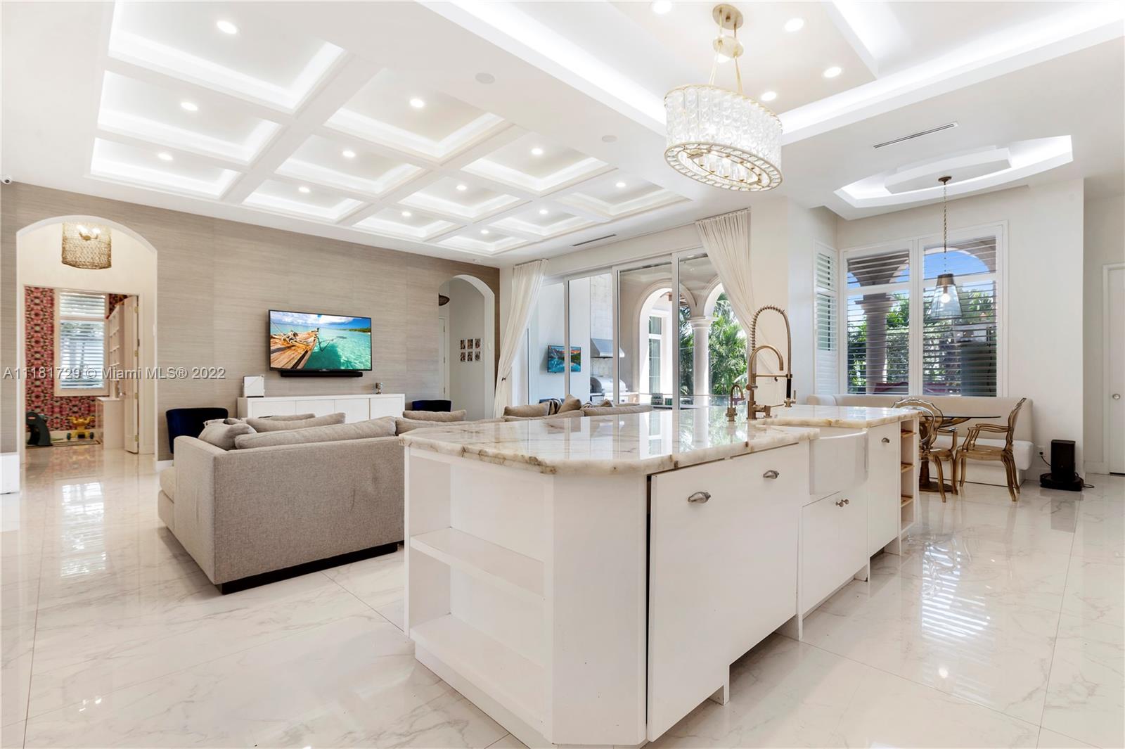 BAY HARBOR ISLAND - Residential