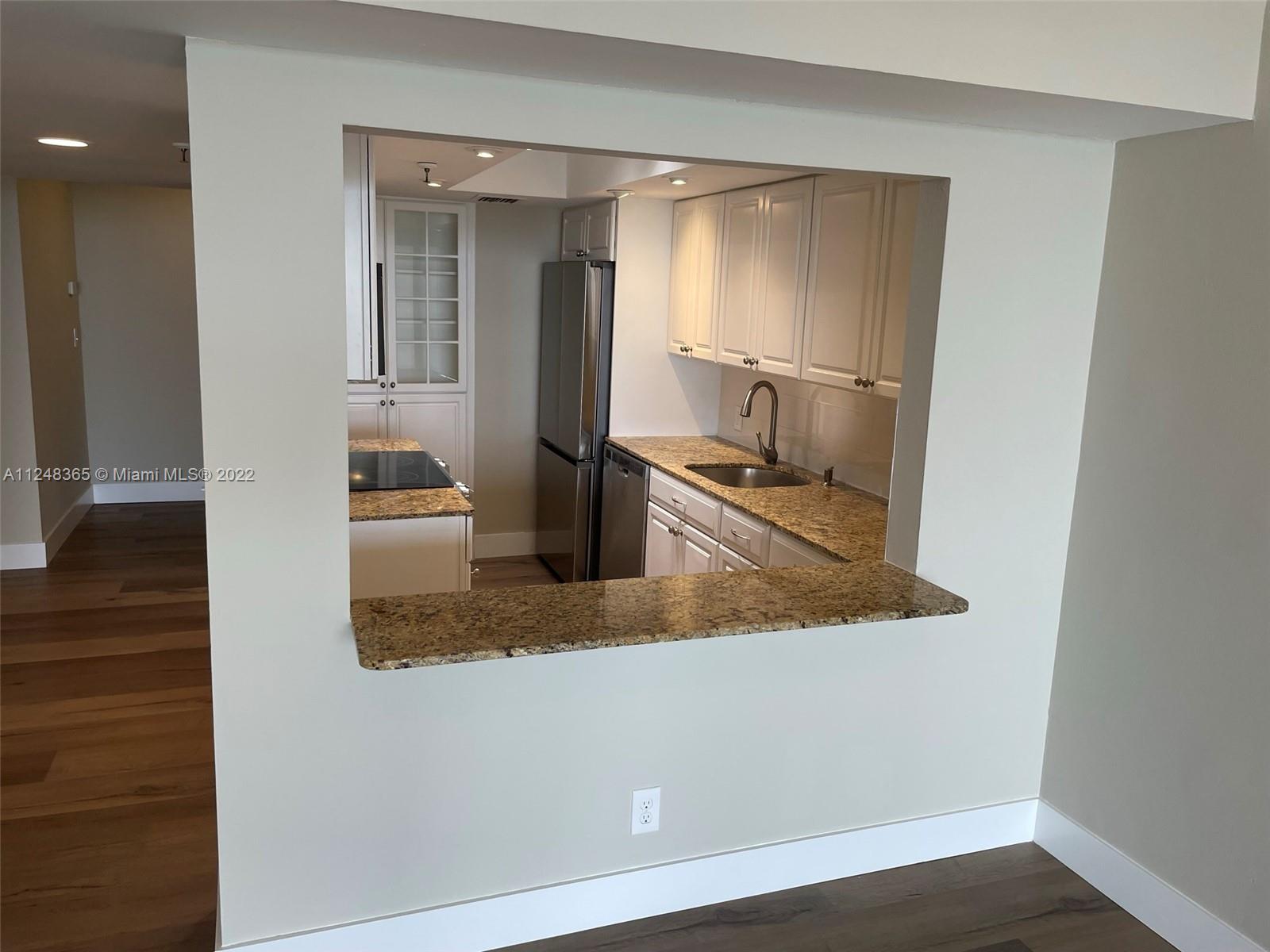 PELICAN REEF CONDO - Residential Lease