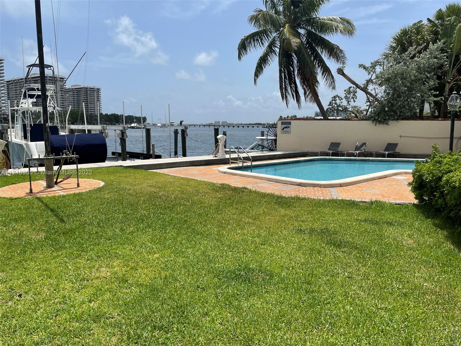 PELICAN REEF CONDO - Residential Lease