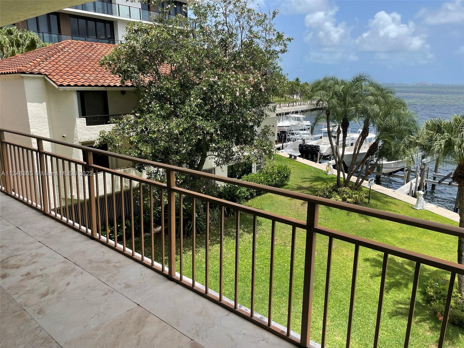PELICAN REEF CONDO - Residential Lease