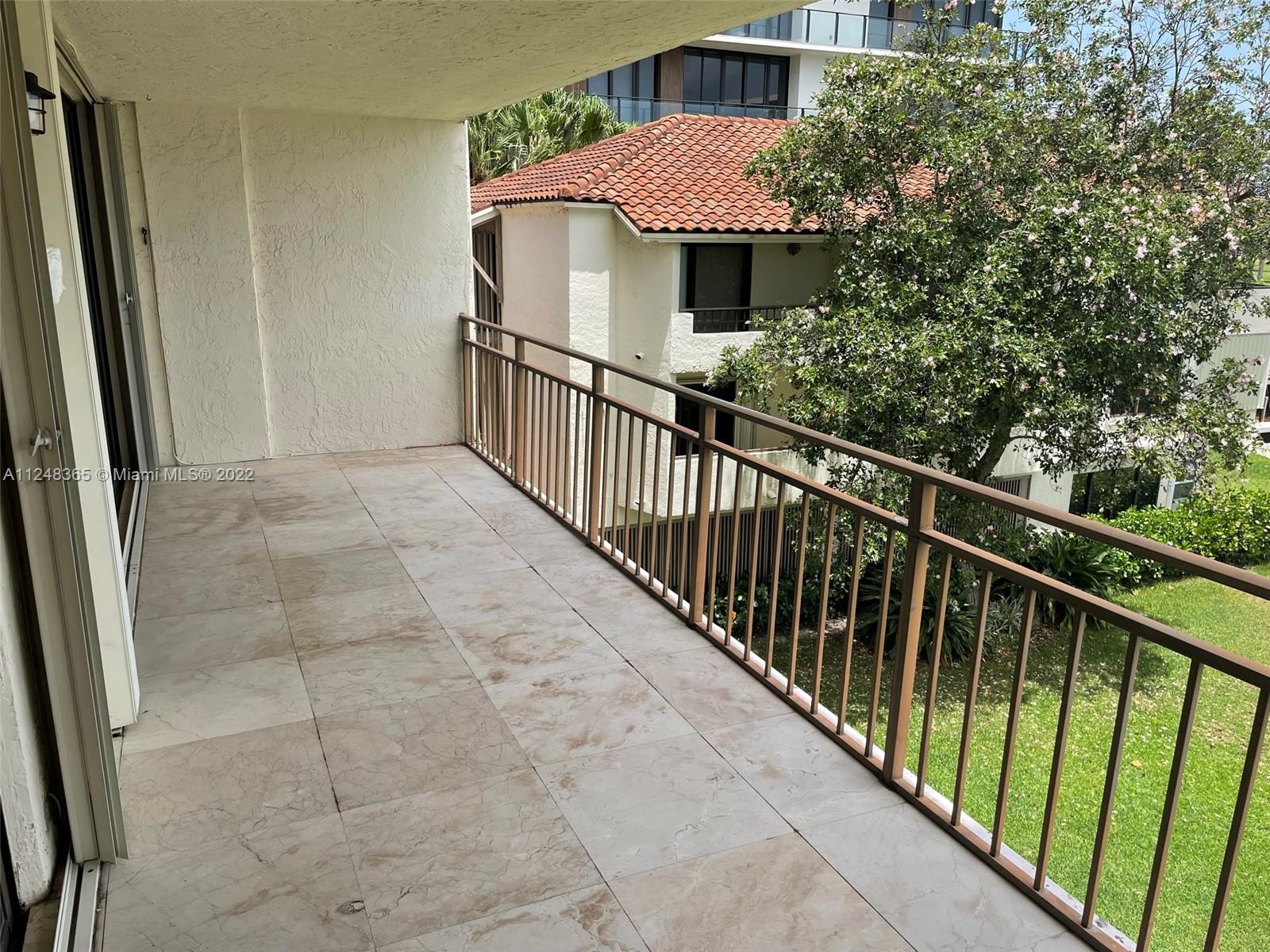 PELICAN REEF CONDO - Residential Lease