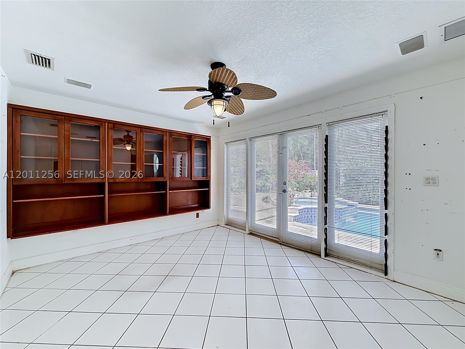 Kendallwood Pines - Residential