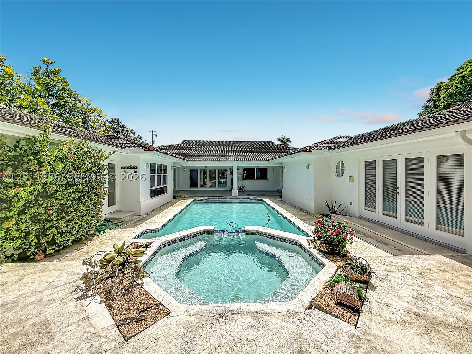 Kendallwood Pines - Residential