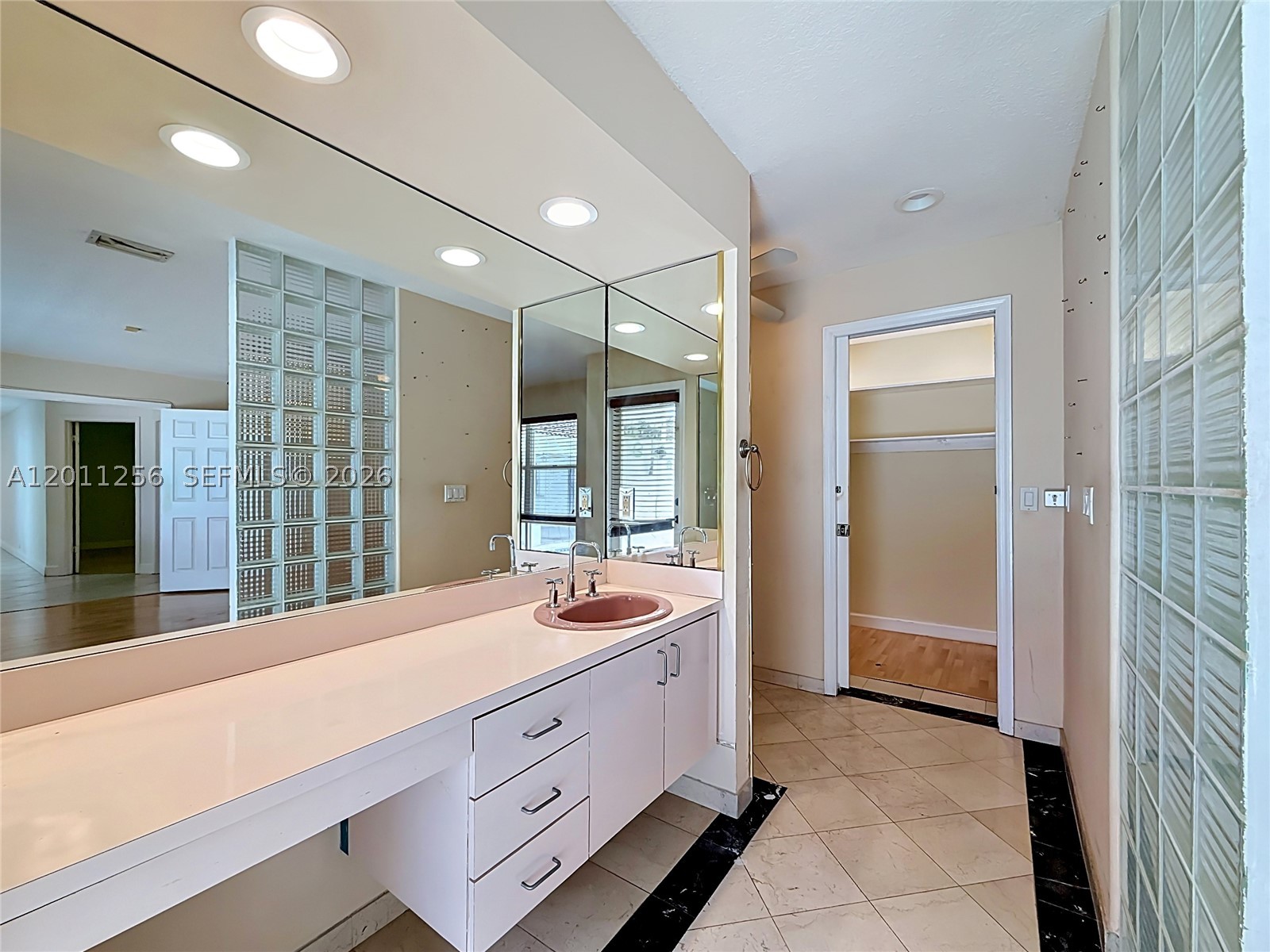 Kendallwood Pines - Residential