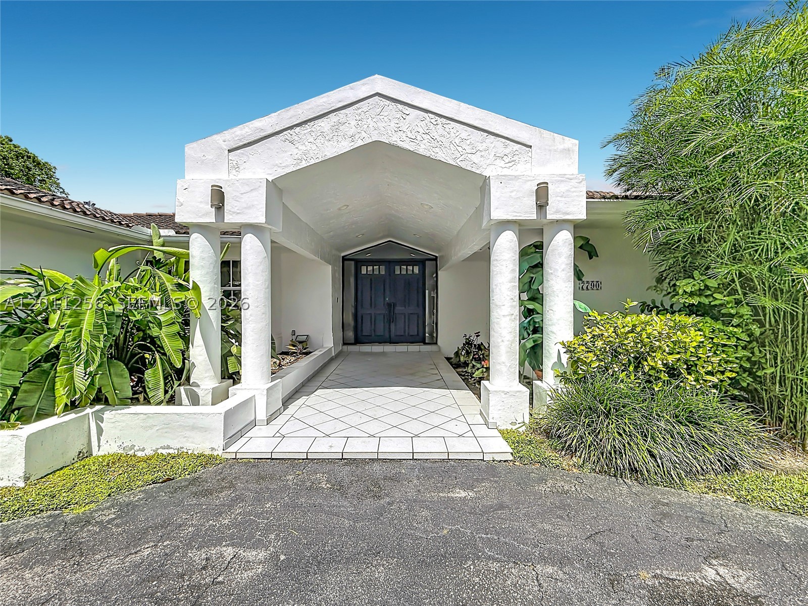 Kendallwood Pines - Residential