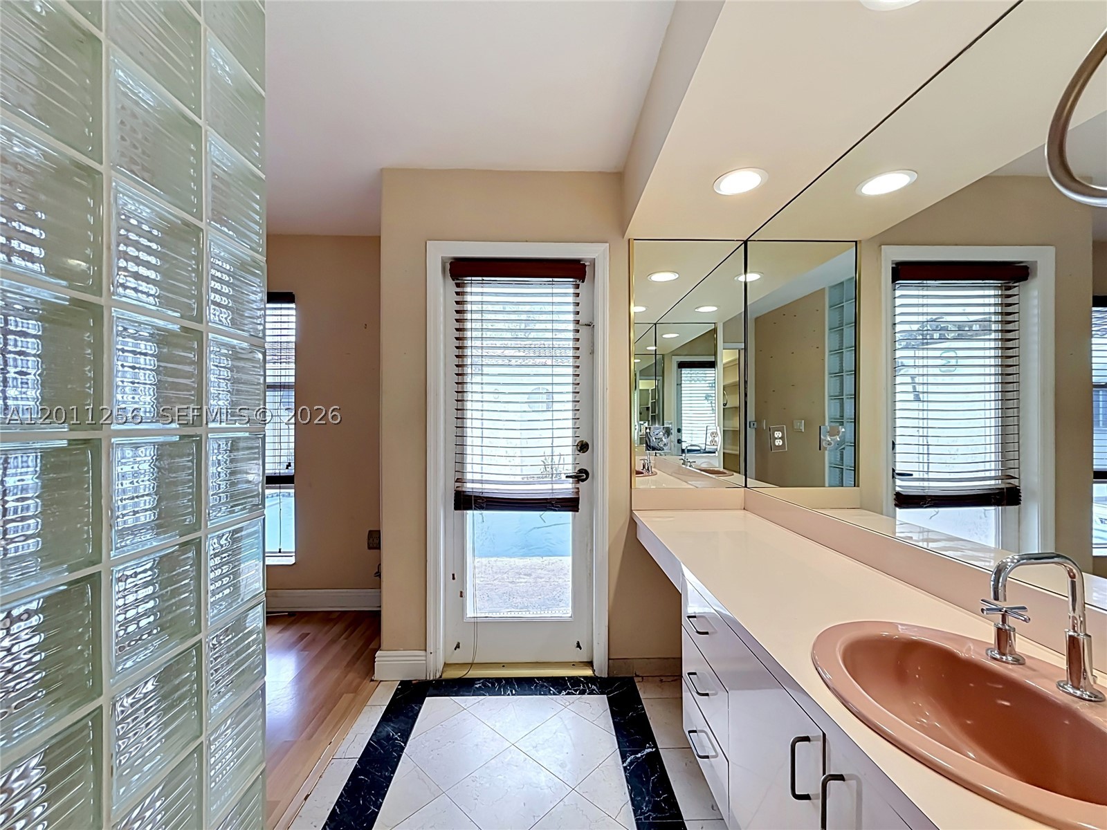 Kendallwood Pines - Residential