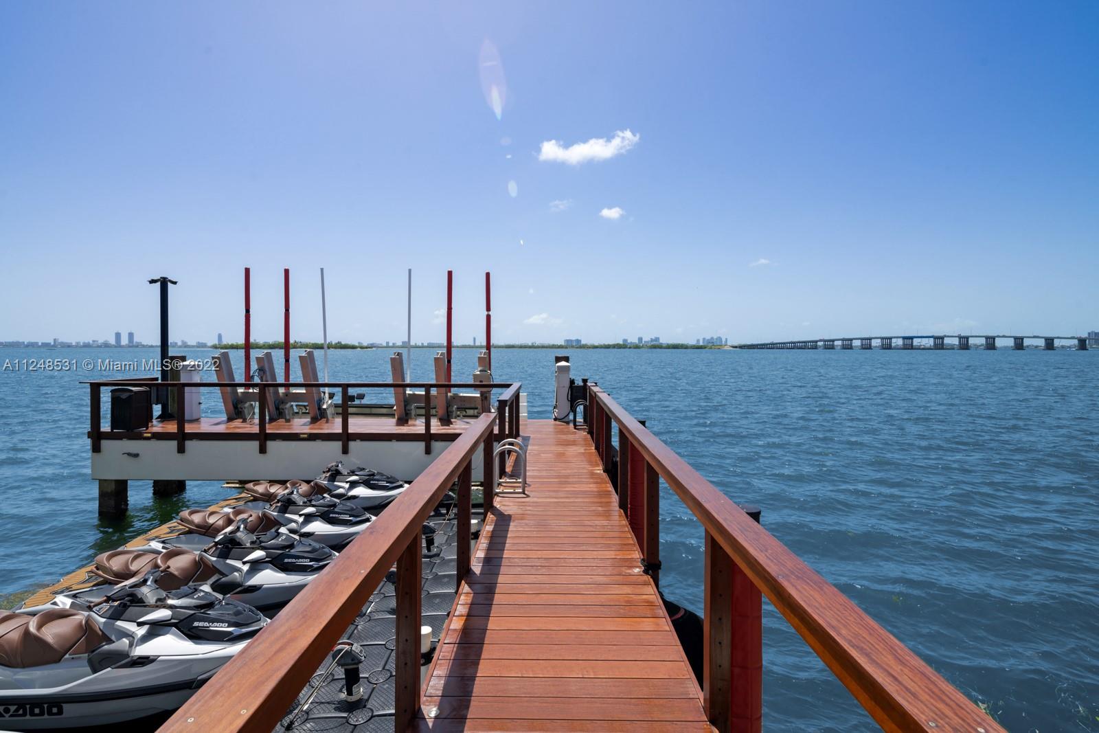BAY POINT - Residential