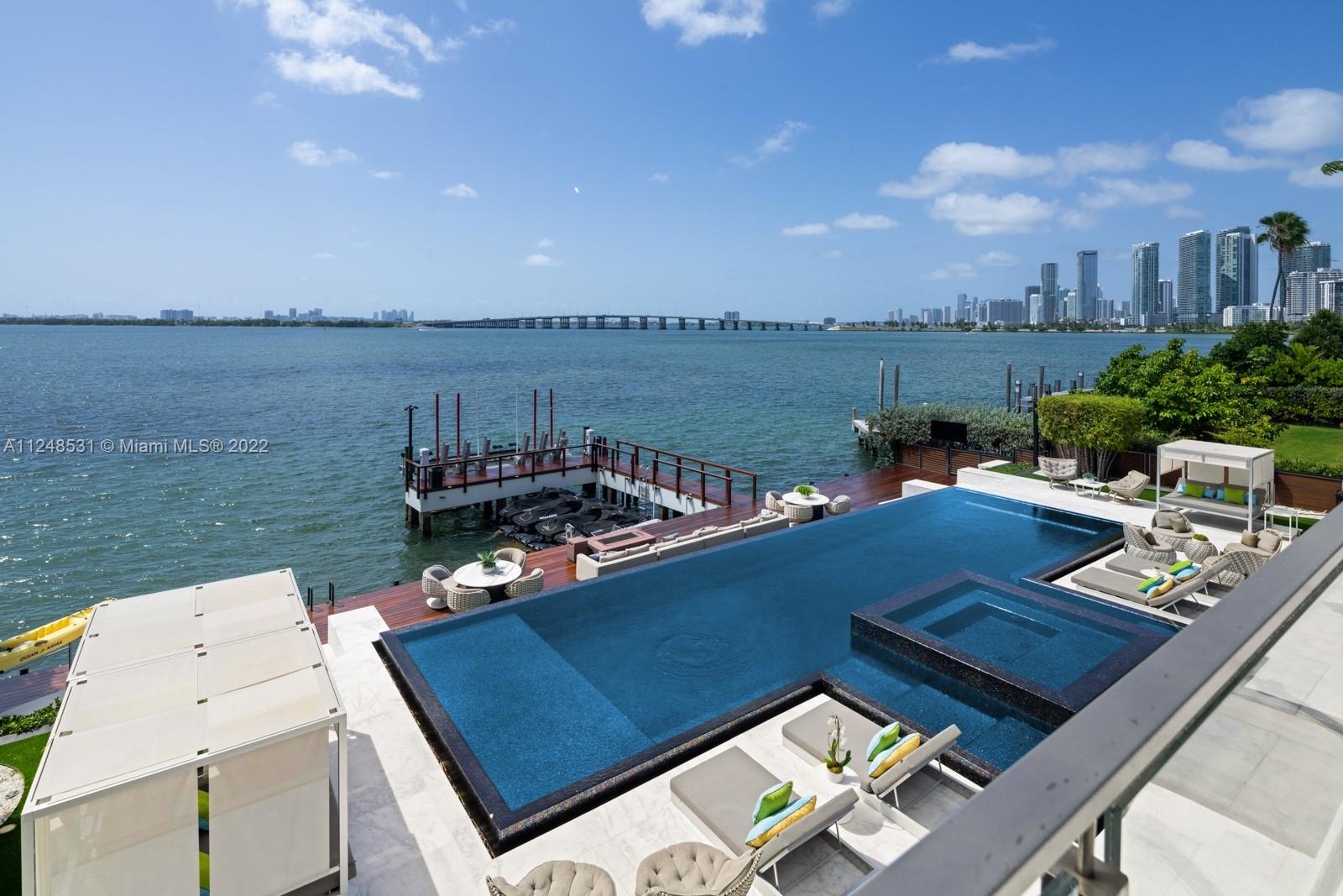 BAY POINT - Residential