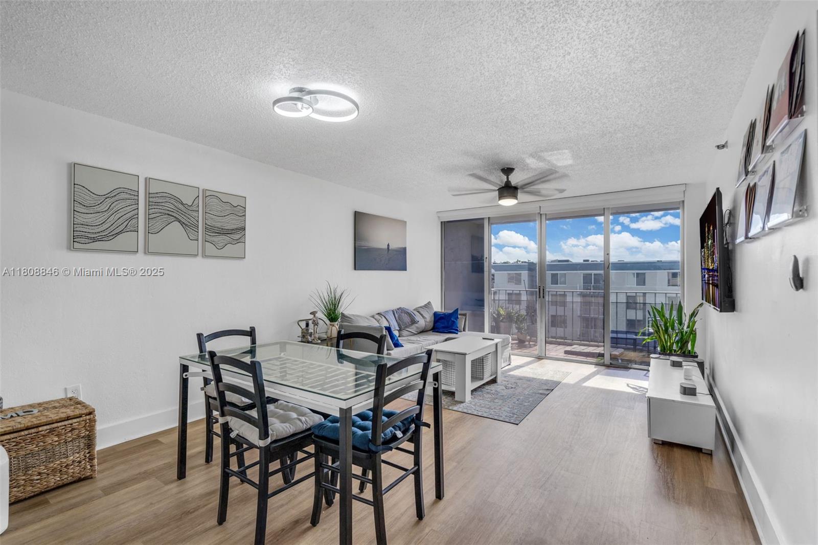 RIVER RUN CONDO PH I - Residential Lease