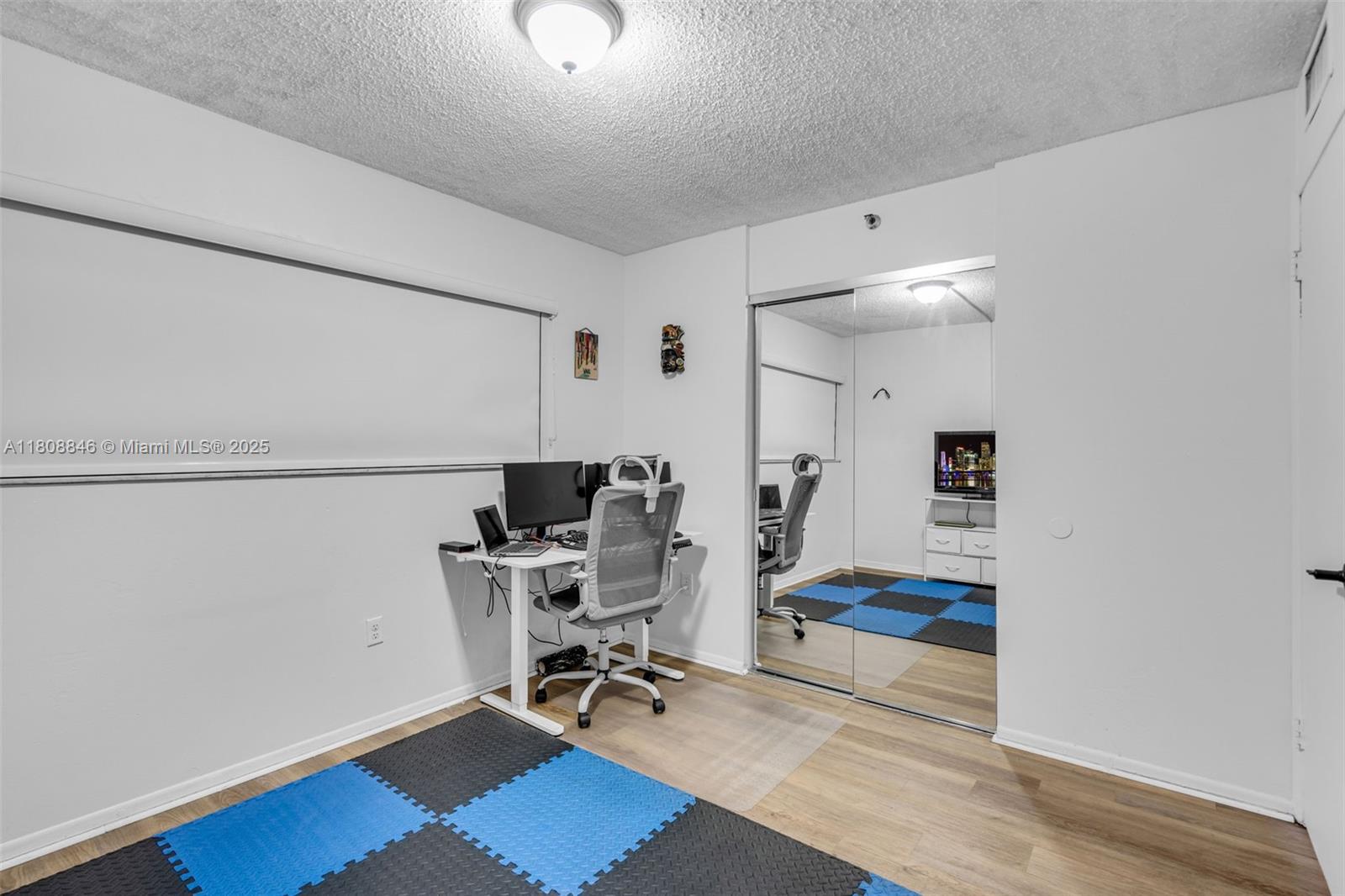 RIVER RUN CONDO PH I - Residential Lease