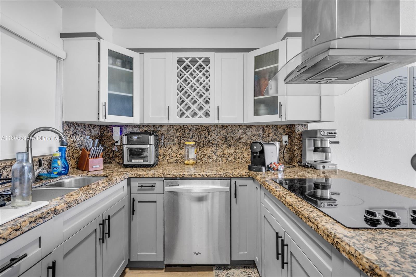 RIVER RUN CONDO PH I - Residential Lease