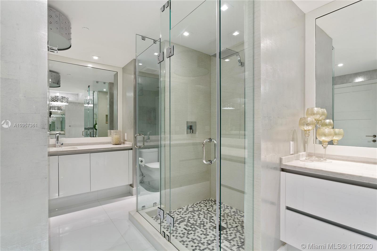THE PALACE AT BAL HARBOUR - Residential