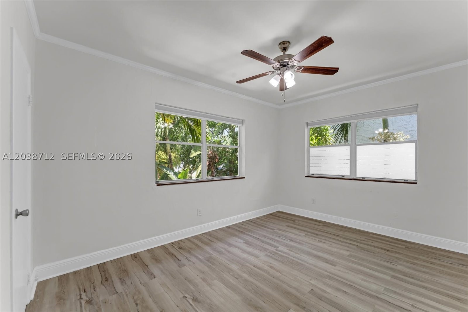 THE PINEAPPLE CONDO - Residential Lease