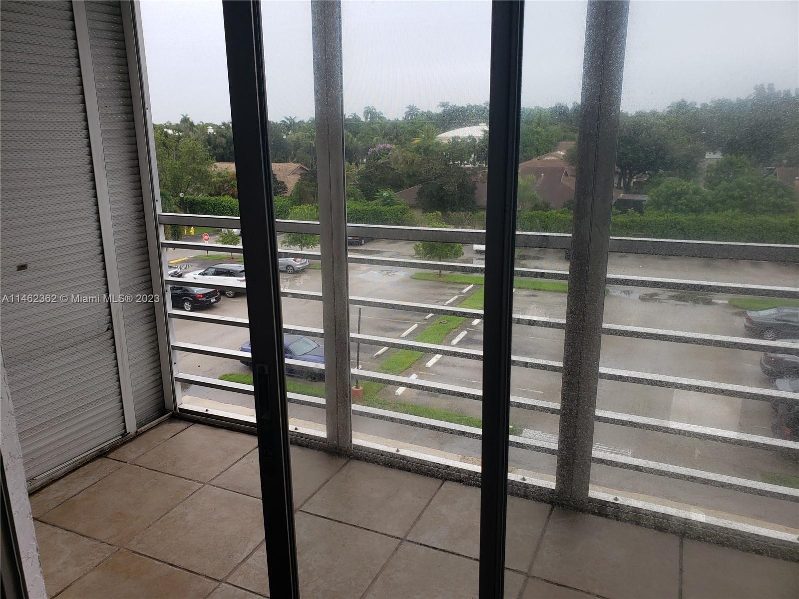 POLYNESIAN GARDENS CONDOM - Residential Lease