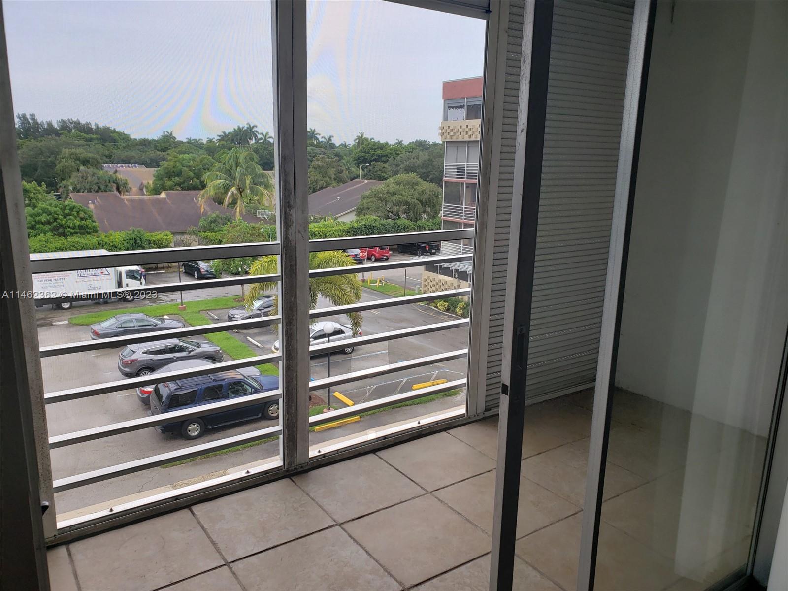 POLYNESIAN GARDENS CONDOM - Residential Lease