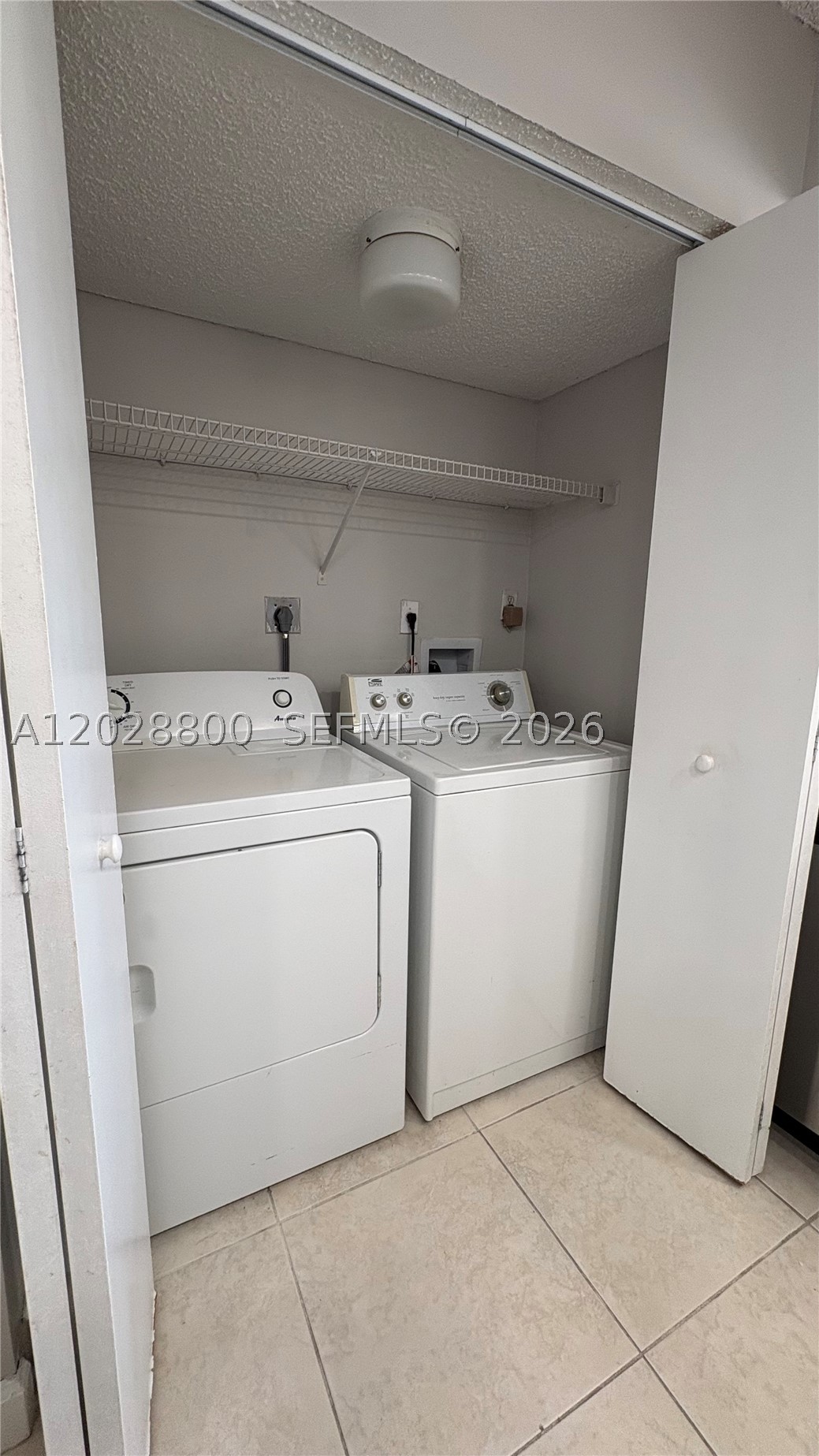 KEYS GATE CONDO NO SIX - Residential