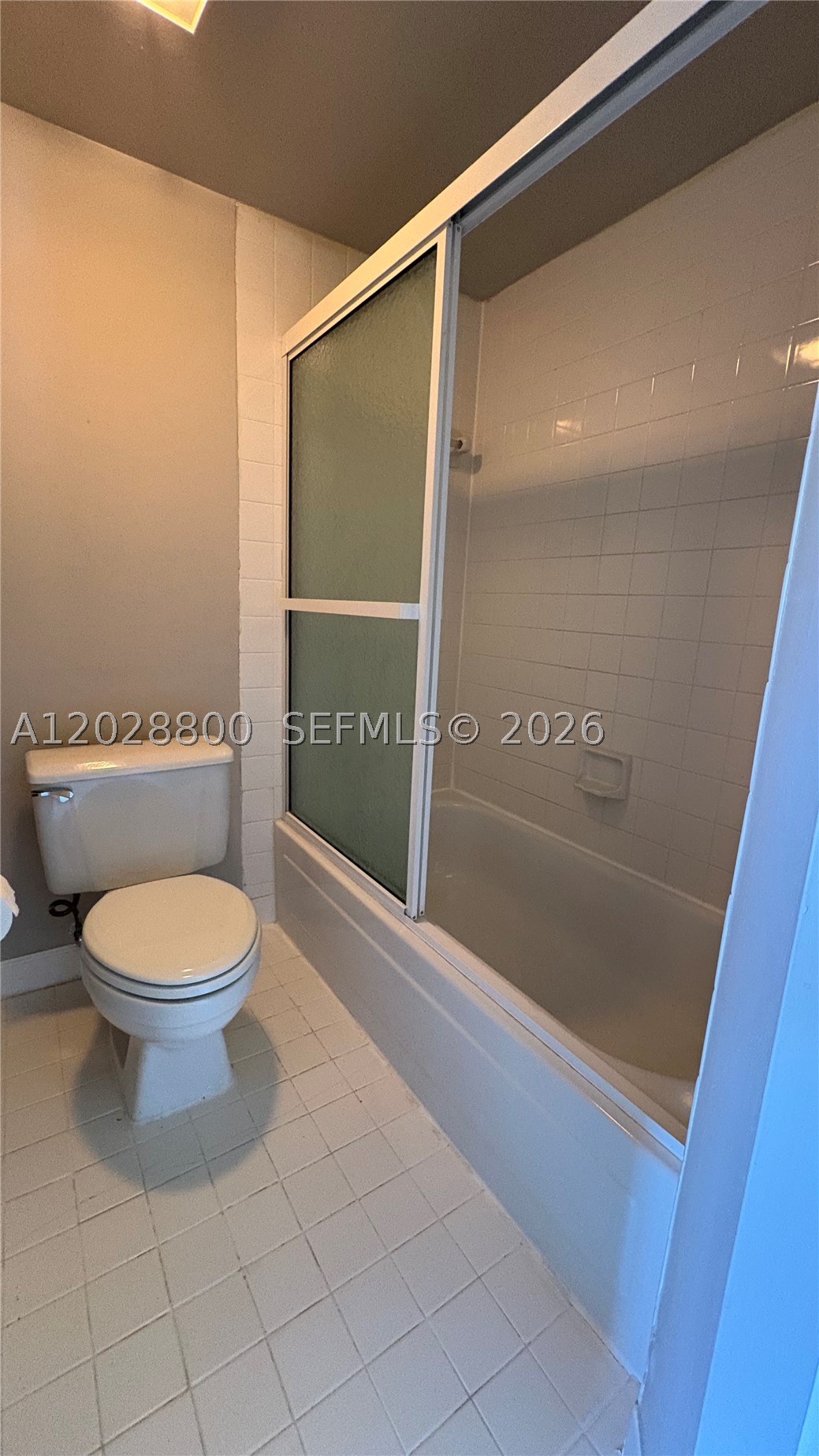 KEYS GATE CONDO NO SIX - Residential