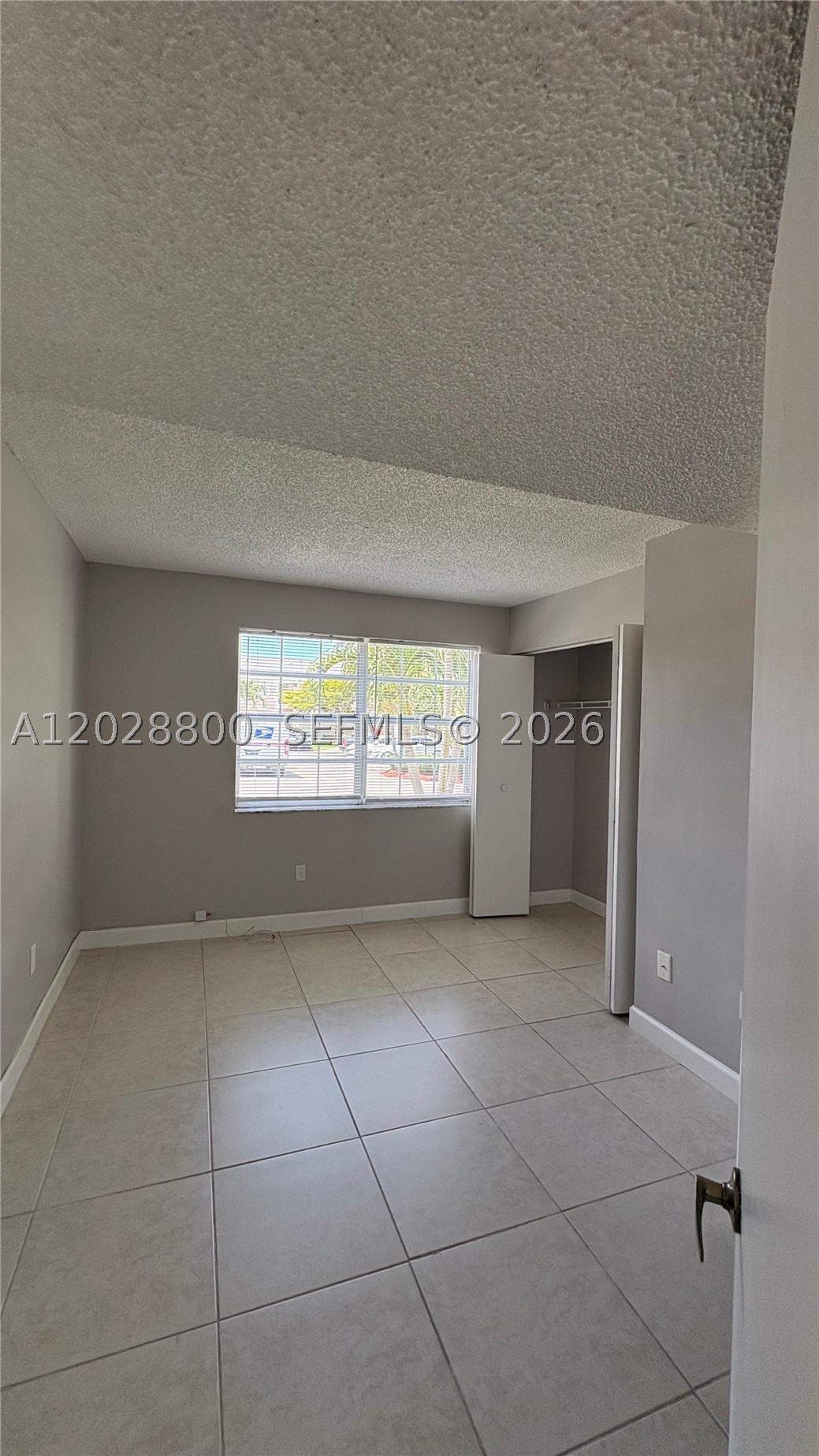 KEYS GATE CONDO NO SIX - Residential