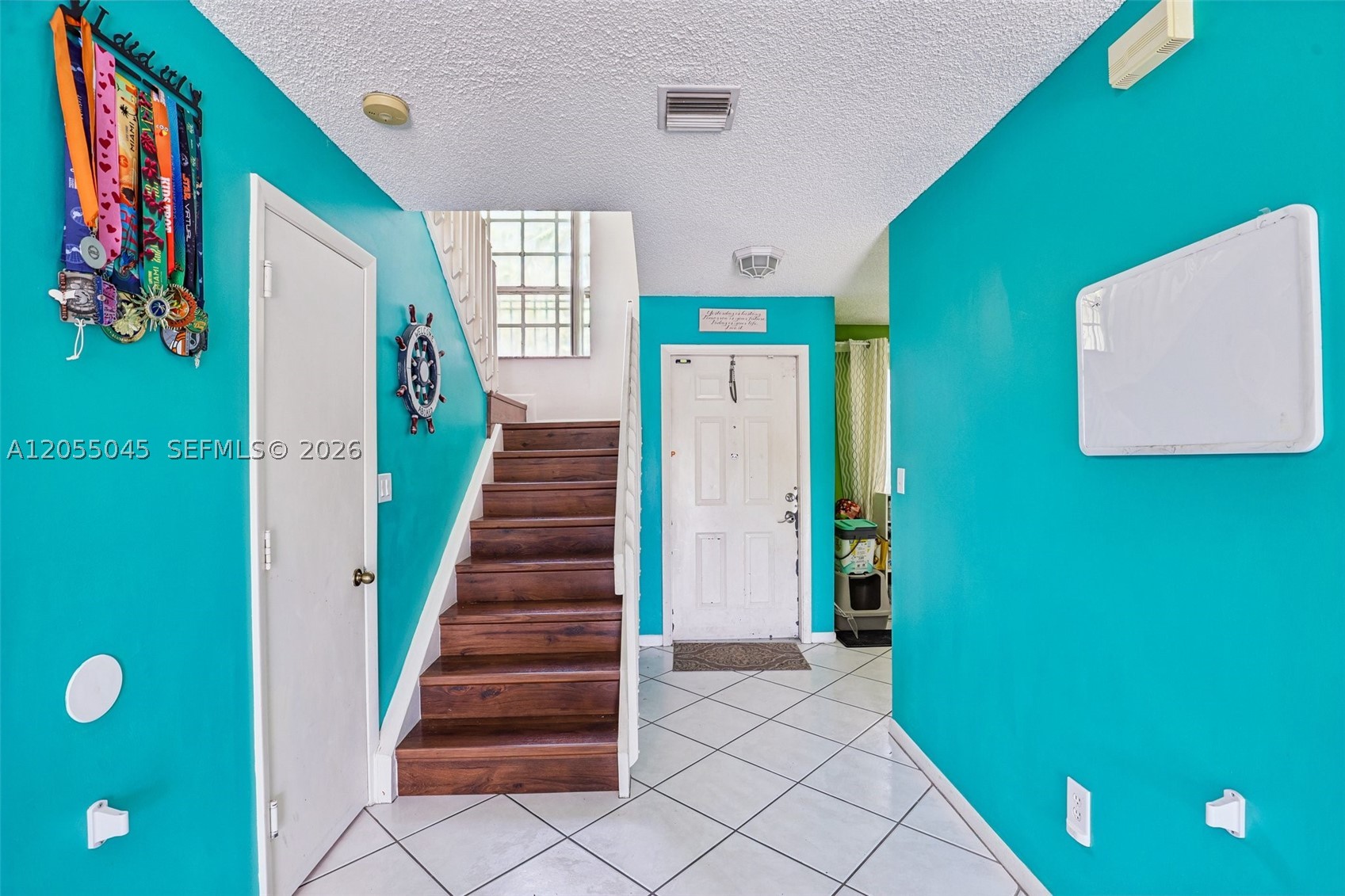 PEMBROKE POINTE - Residential