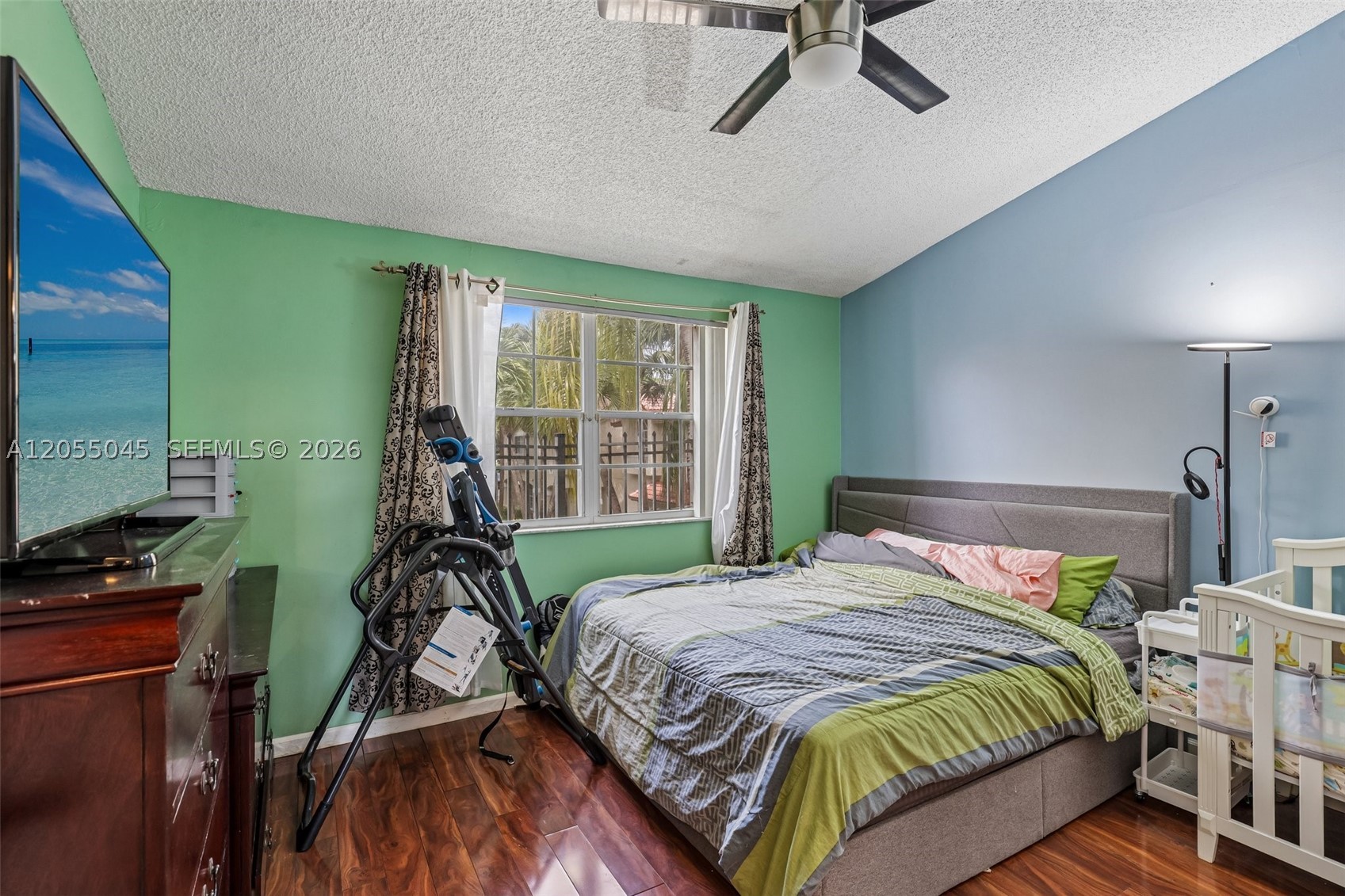 PEMBROKE POINTE - Residential