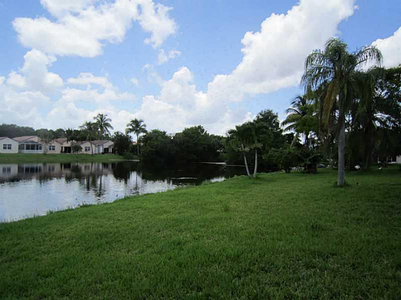 SILVER LAKES AT PEMBROKE - Residential Lease