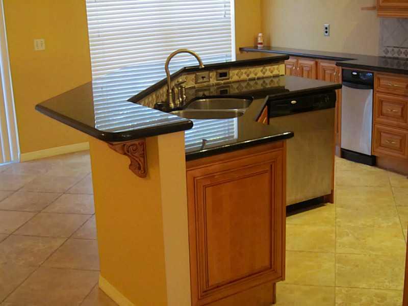 SILVER LAKES AT PEMBROKE - Residential Lease
