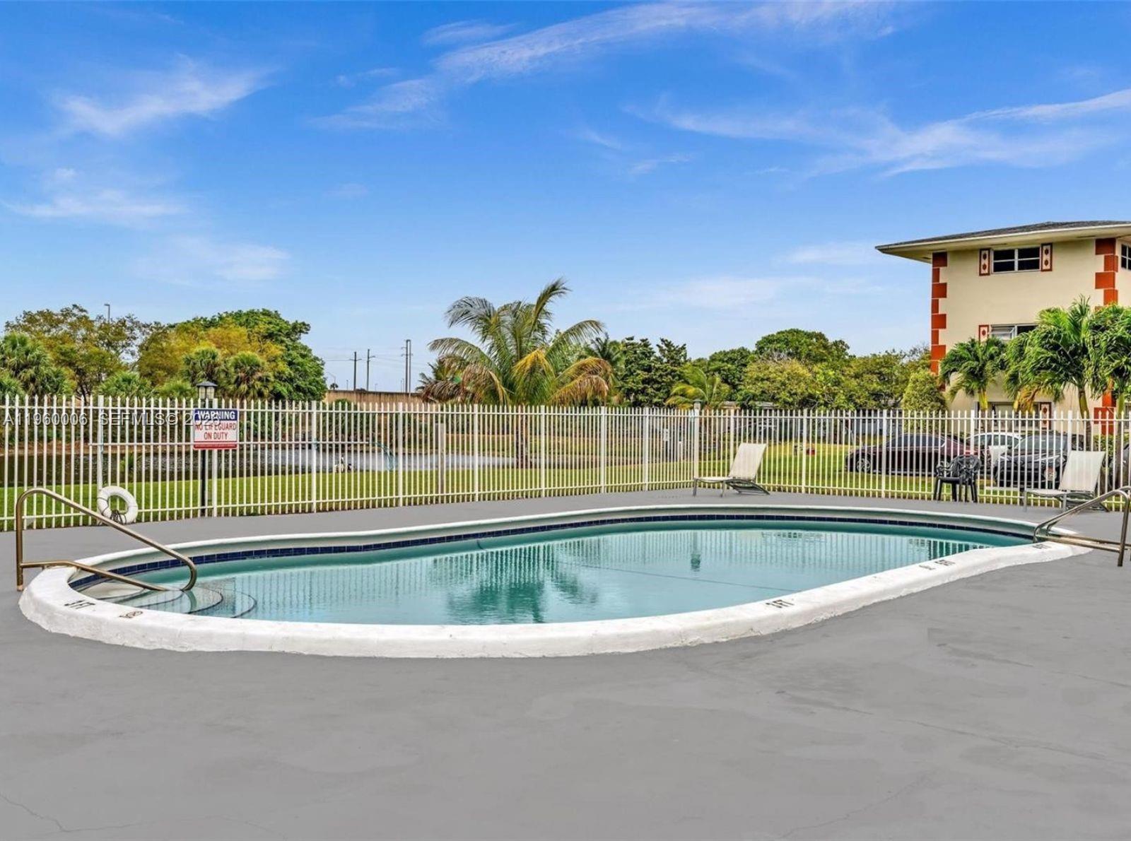 LAKE PARK GARDENS 1 INC C - Residential
