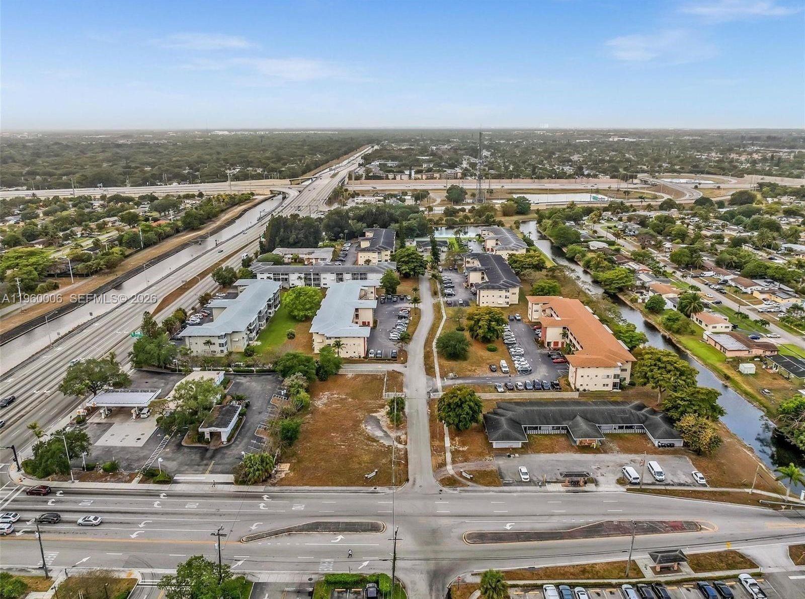 LAKE PARK GARDENS 1 INC C - Residential