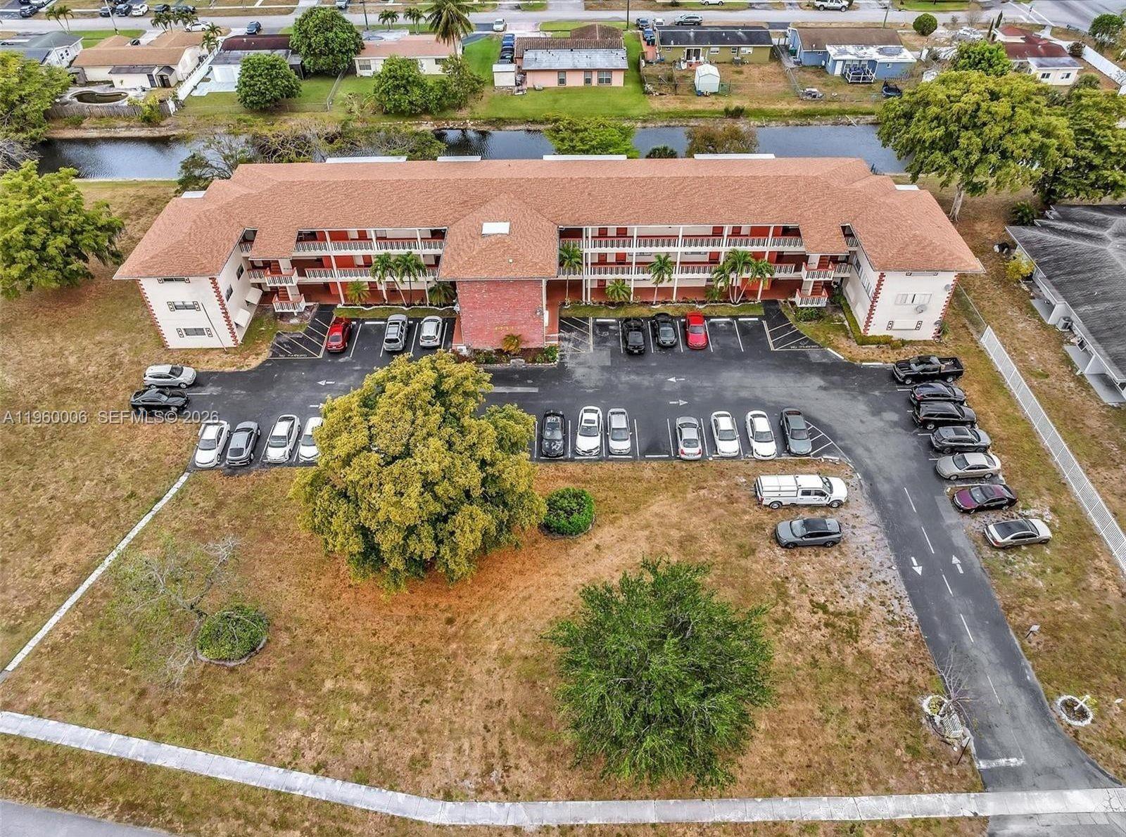 LAKE PARK GARDENS 1 INC C - Residential