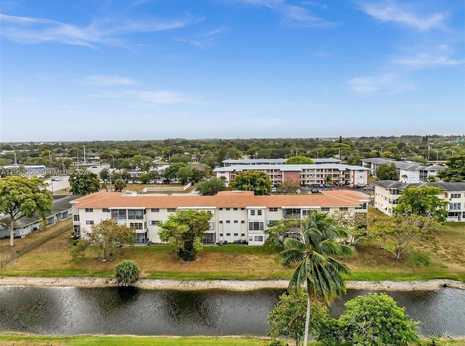 LAKE PARK GARDENS 1 INC C - Residential