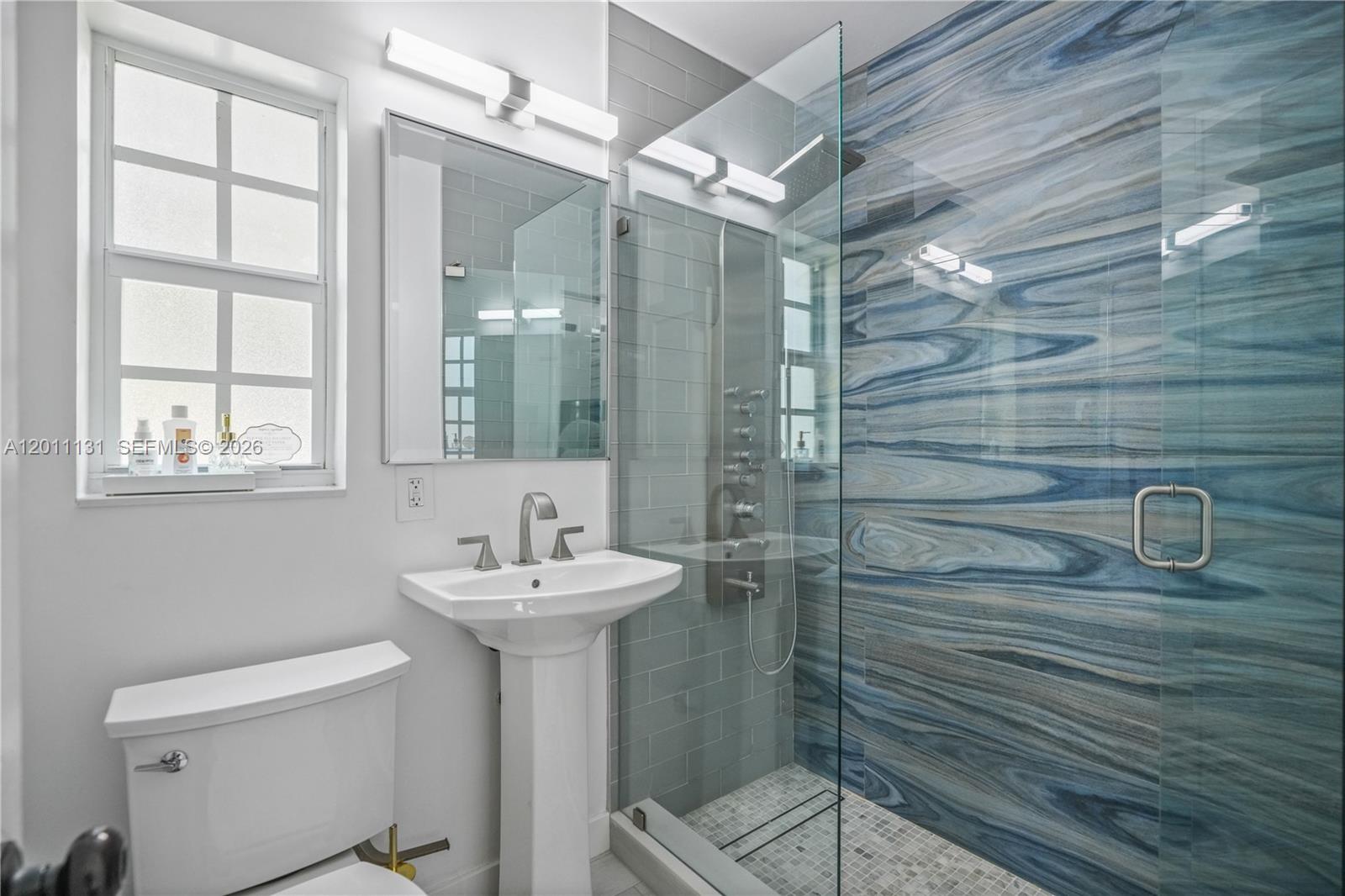 MIAMI SHORES SEC 6 - Residential
