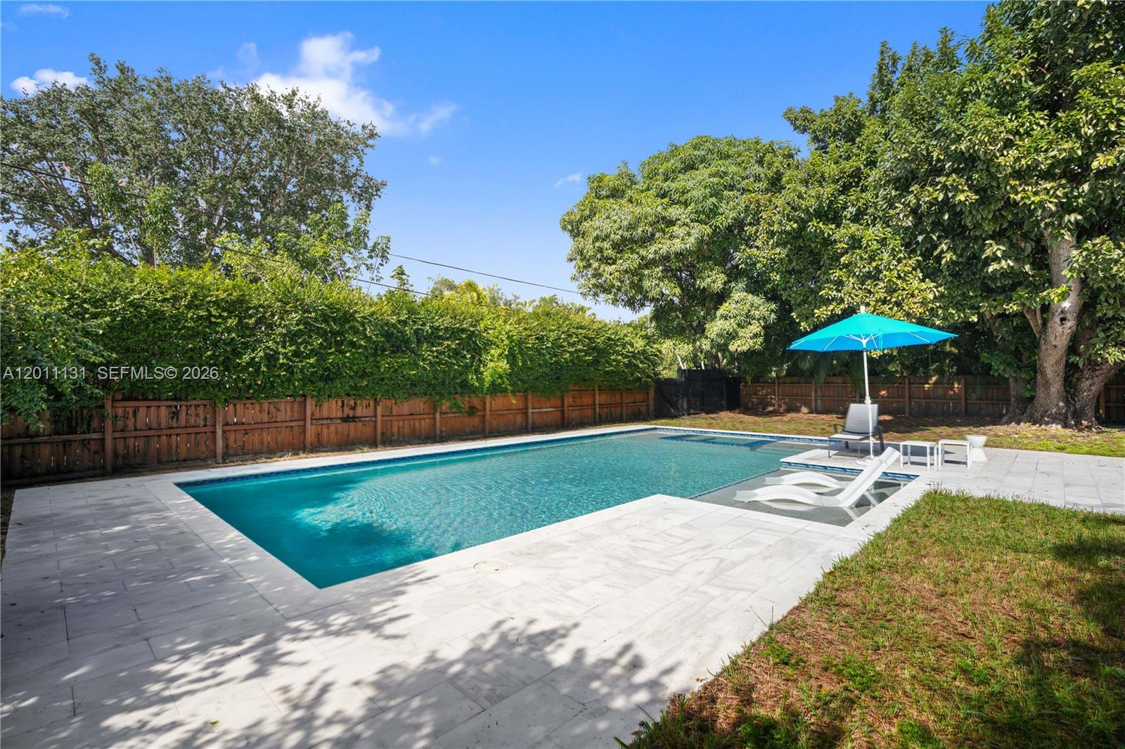 MIAMI SHORES SEC 6 - Residential
