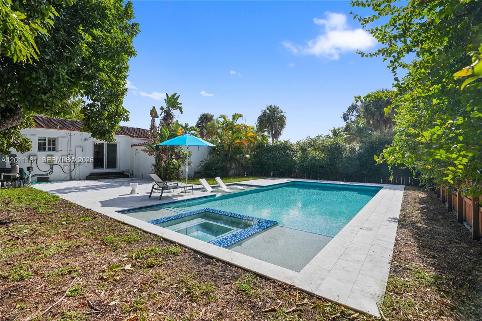 MIAMI SHORES SEC 6 - Residential