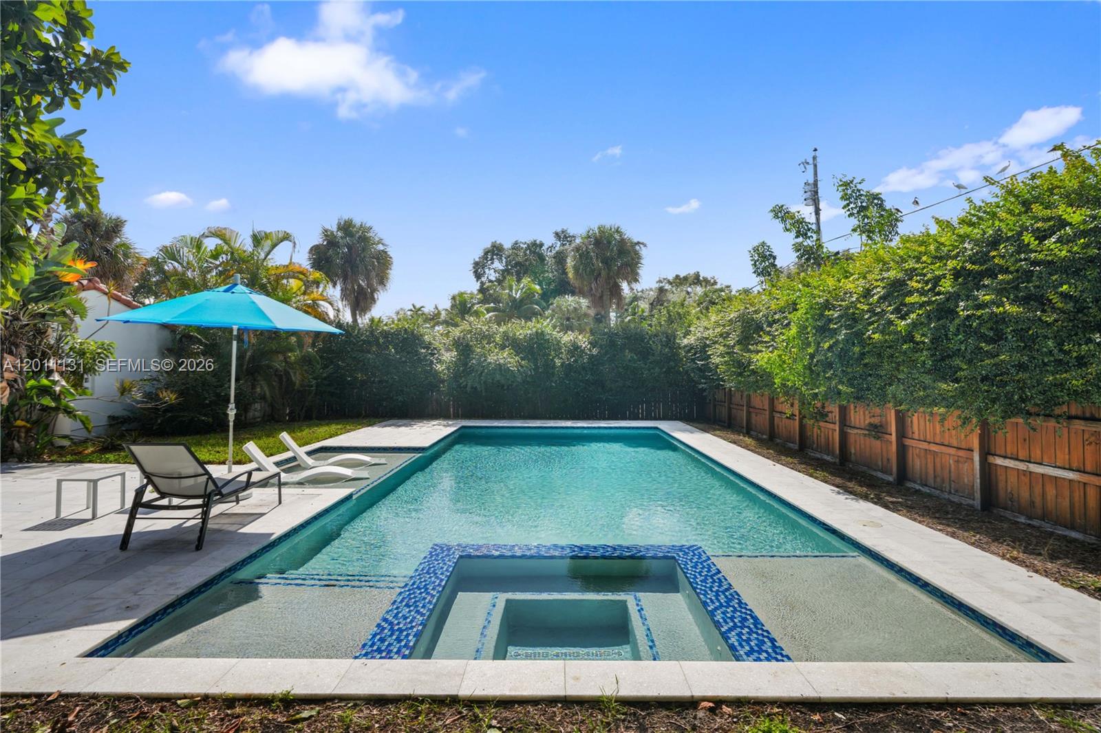 MIAMI SHORES SEC 6 - Residential